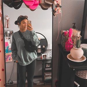 Meet your Posher, Charli